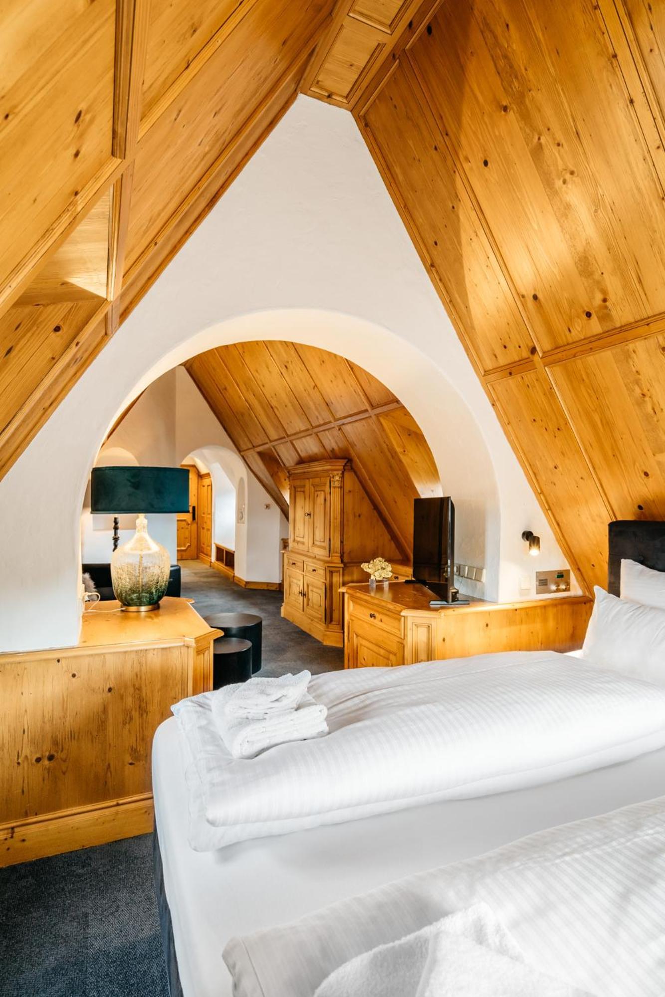Hotel Riesengebirge Neuhof an der Zenn Luaran gambar